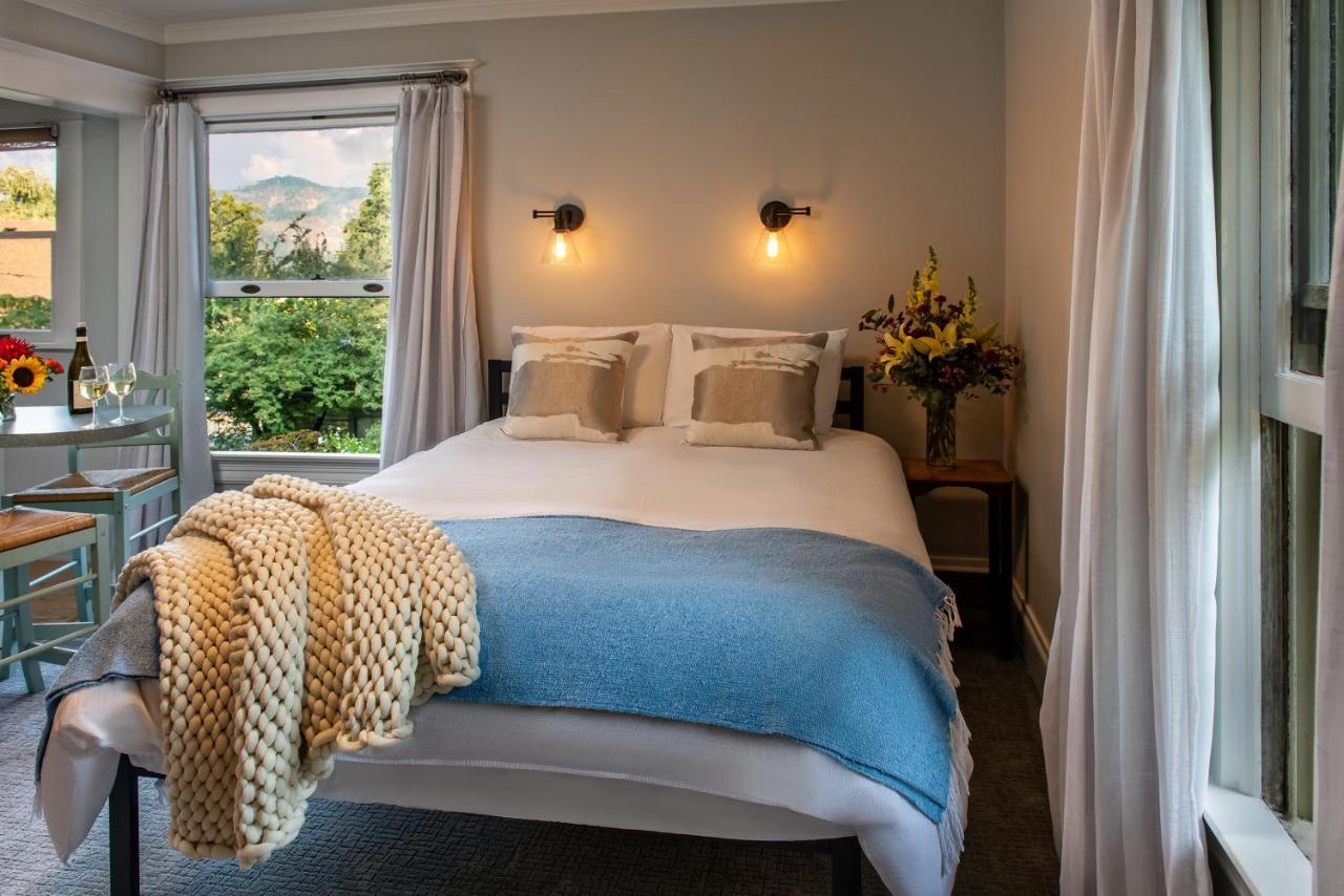Inn At The Gorge Hood River Extérieur photo