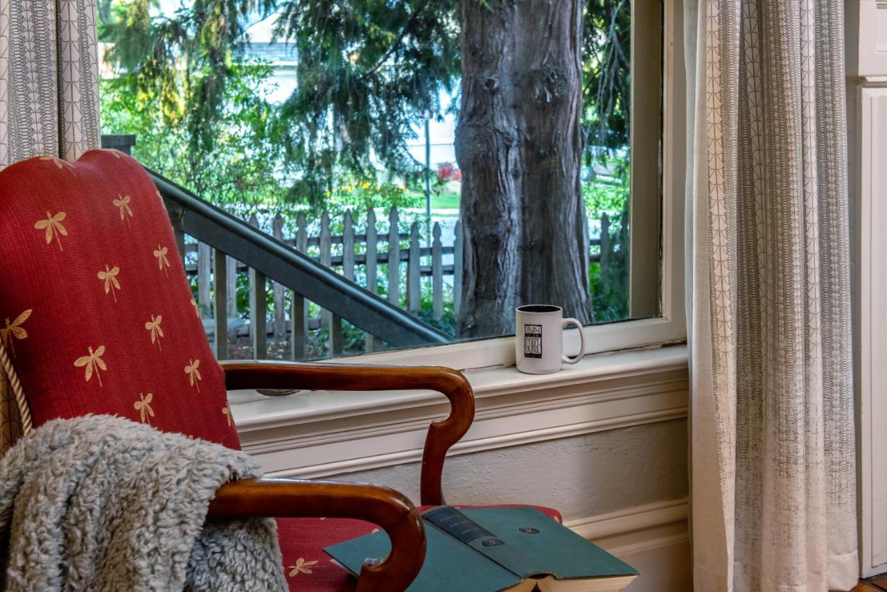 Inn At The Gorge Hood River Extérieur photo
